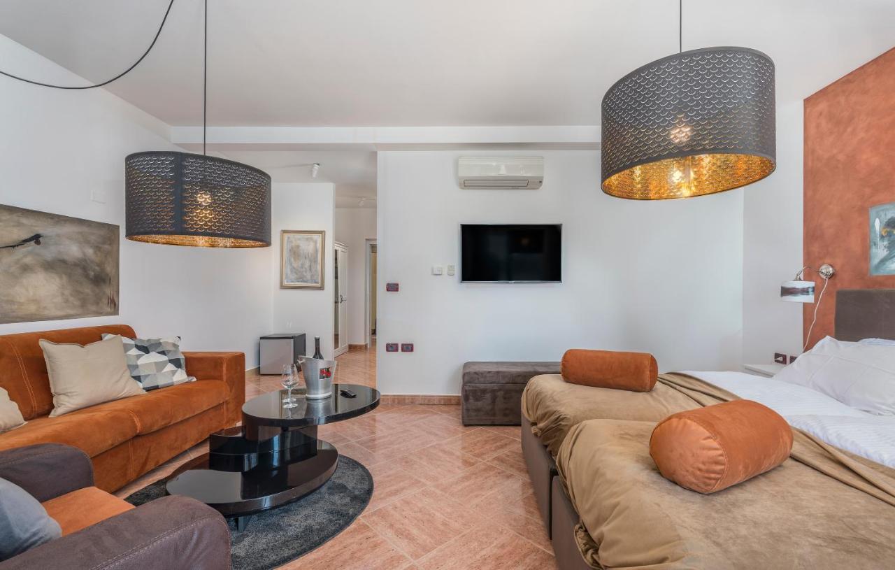 Rooms Porto Savudrija Eksteriør billede